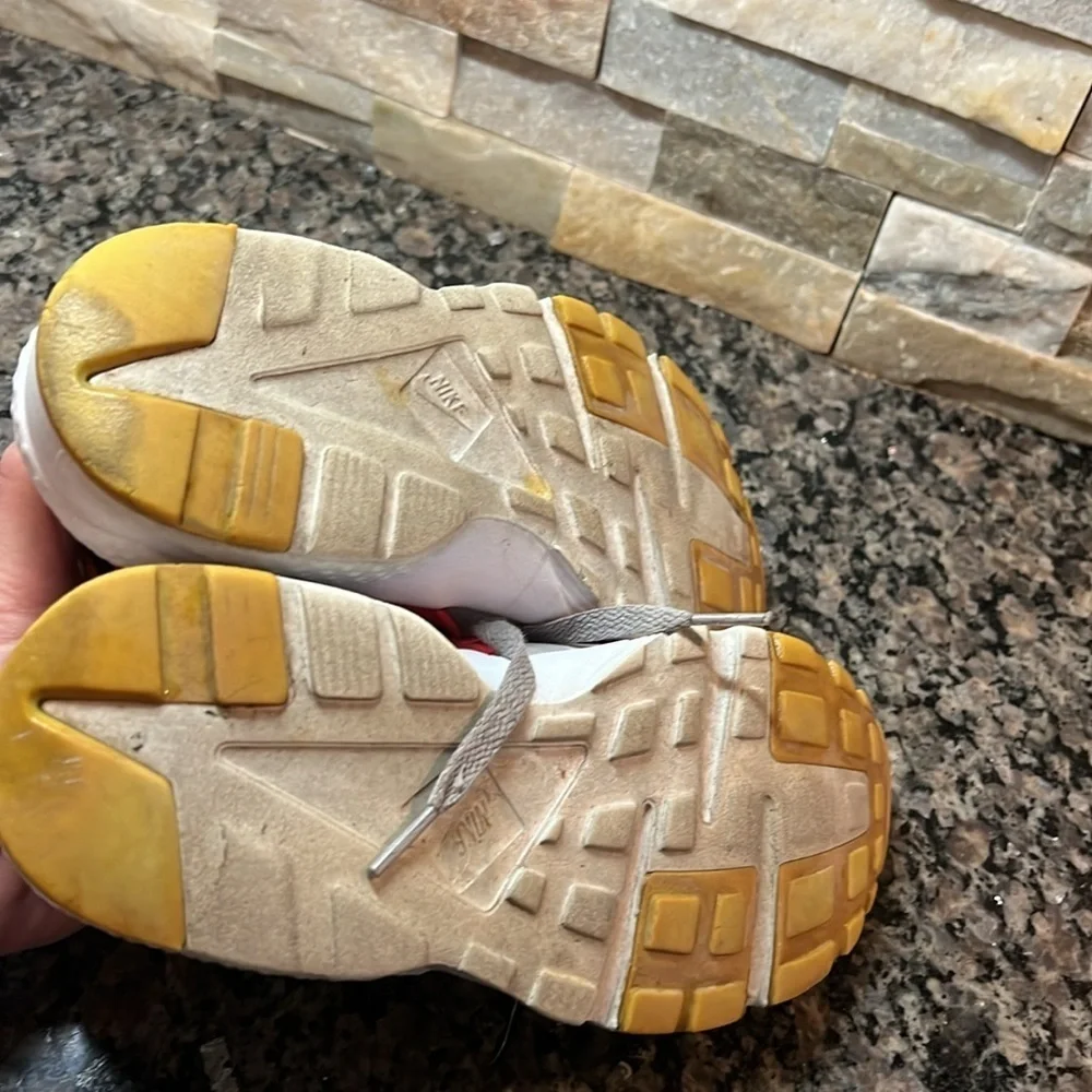 Nike Huarache Y5.5